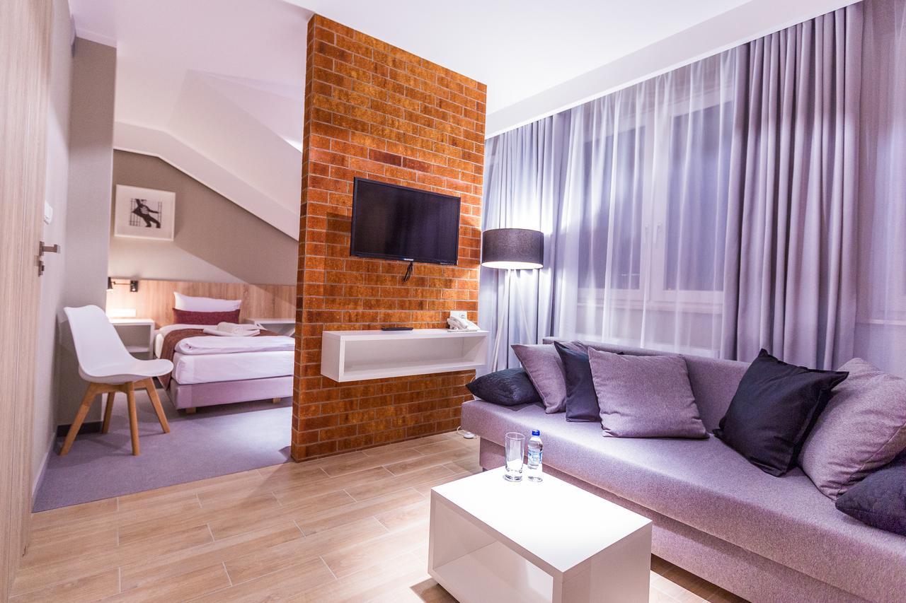 Falcon Hotel 3*
